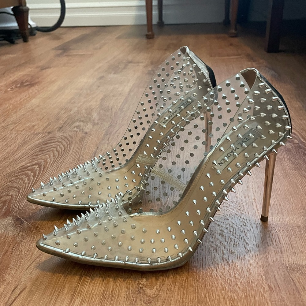 Steve Madden Vala-S clear spike pump